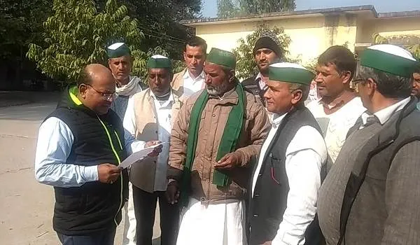 अमरोहा : भाकियू ने की केंद्रीय गृह राज्यमंत्री को बर्खास्त करने की मांग, एसडीएम को सौंपा ज्ञापन