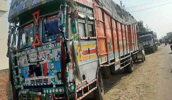 मुरादाबाद : भोजपुर पुलिस ने 150 टन ई-कचरे से भरा कंटेनर पकड़ा