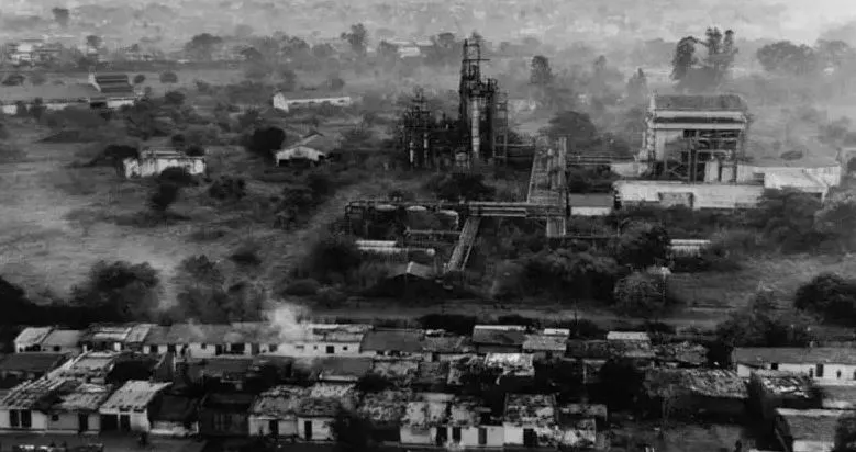 भोपाल गैस त्रासदी के 37 साल: उस भयावह रात का आज तक दंश झेल रहे हैं बच्चे