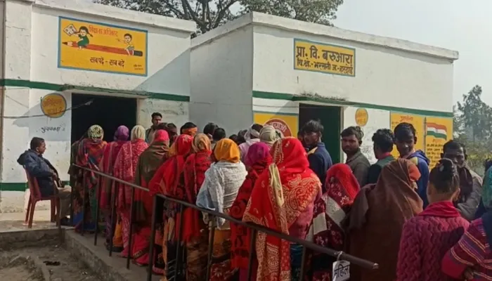 भरखनी क्षेत्र के दो ग्राम पंचायत में प्रधान पद के उपचुनाव में सम्पन्न हुआ मतदान