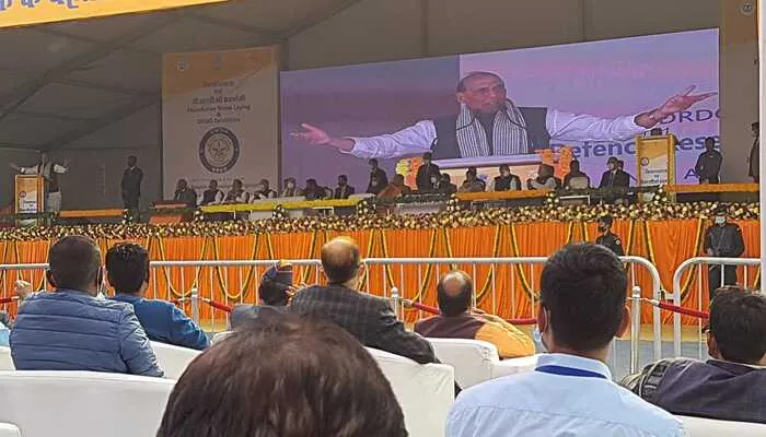 राजनाथ सिंह ने किया लखनऊ में ब्रह्मोस मिसाइल यूनिट व डीआरडीओ लैब का शिलान्यास