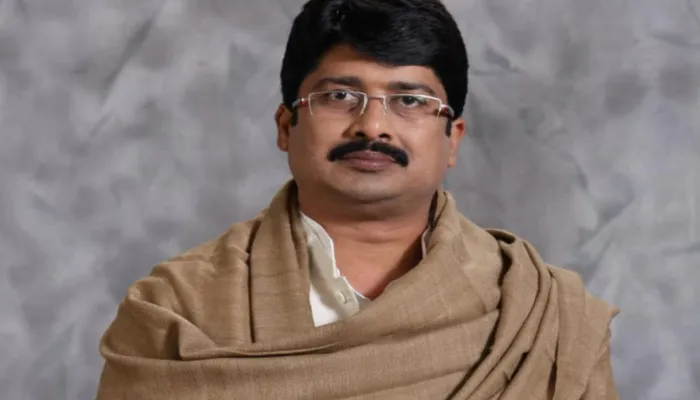 लखनऊ: राजा भैया के खिलाफ सीबीआई ने फिर शुरू की जांच, जानें पूरा मामला