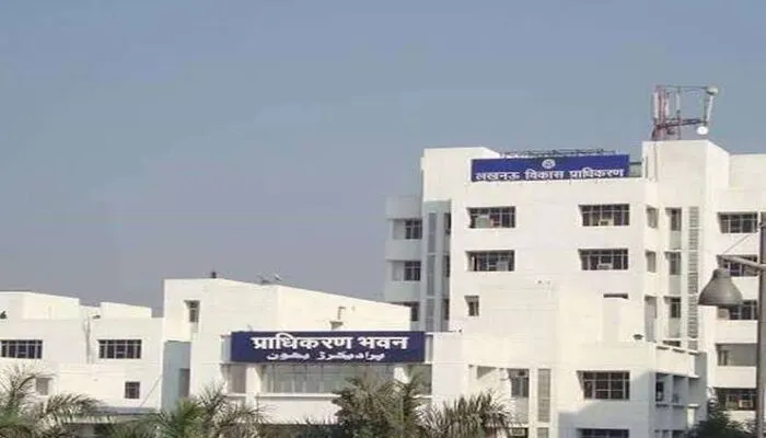 नैमिष नगर योजना : एक दिन में 100 किसानों ने की 51 बीघा जमीन की रजिस्ट्री, अवकाश के दिन खुला निबंधन कार्यालय