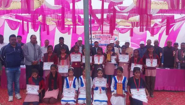 सीतापुर: ब्लॉक स्तरीय खेलकूद प्रतियोगिता का हुआ आयोजन