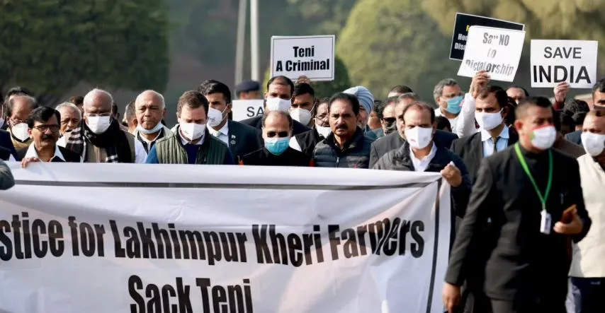विपक्षी नेताओं ने अजय मिश्रा की बर्खास्तगी की मांग करते हुए निकाला मार्च