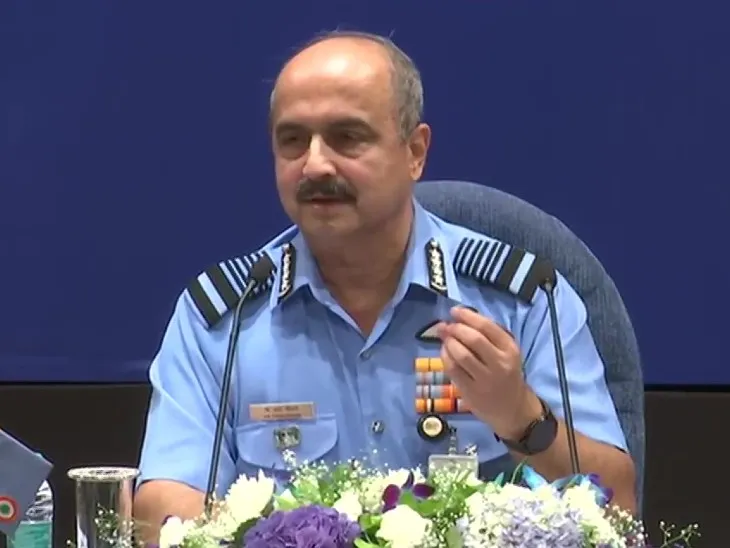 वायुसेना प्रमुख बोले- चीन ने दीर्घकालिक चुनौती की है पेश, आक्रामक मंशा परिचालन बुनियादी ढांचे में देती है दिखाई