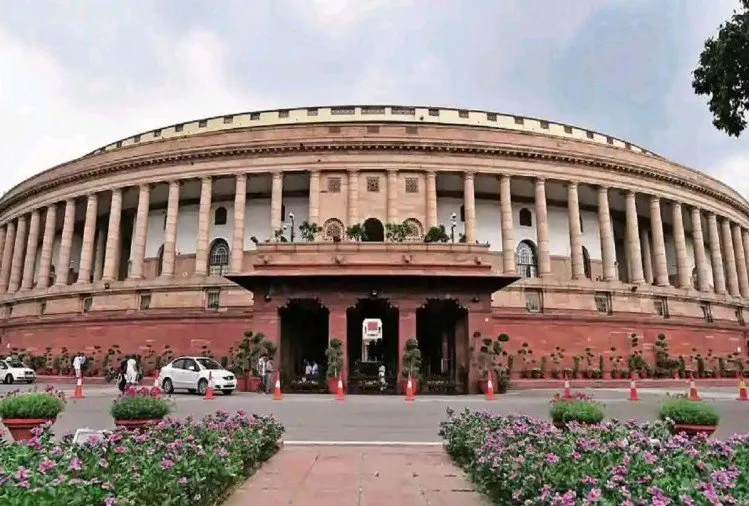 संसद का शीतकालीनन सत्र दिसंबर के दूसरे सप्ताह से आरंभ हो सकता है: सूत्र 