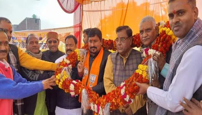 सभी समाज के लोग मिलकर भाजपा की बनाएंगे सरकार: सांसद