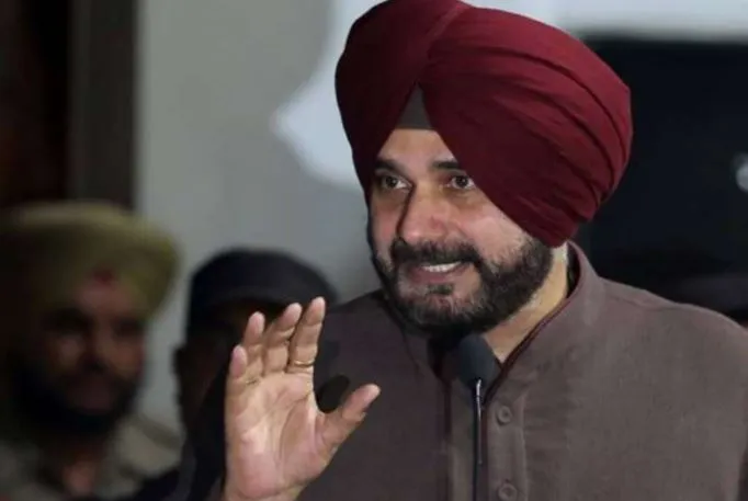 पंजाब चुनाव: सिद्धू ने शहरी रोजगार गारंटी मिशन का किया वादा