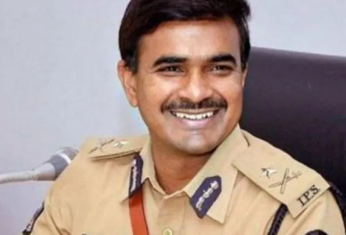 तेलंगाना: 30 आईपीएस अधिकारियों का स्थानांतरण, सी वी आनंद बने हैदराबाद के नए पुलिस आयुक्त