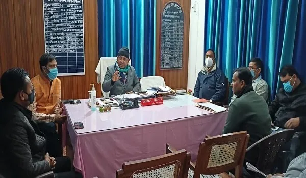 अमरोहा :  टीकाकरण अभियान में तेजी लाने पर दिया जोर