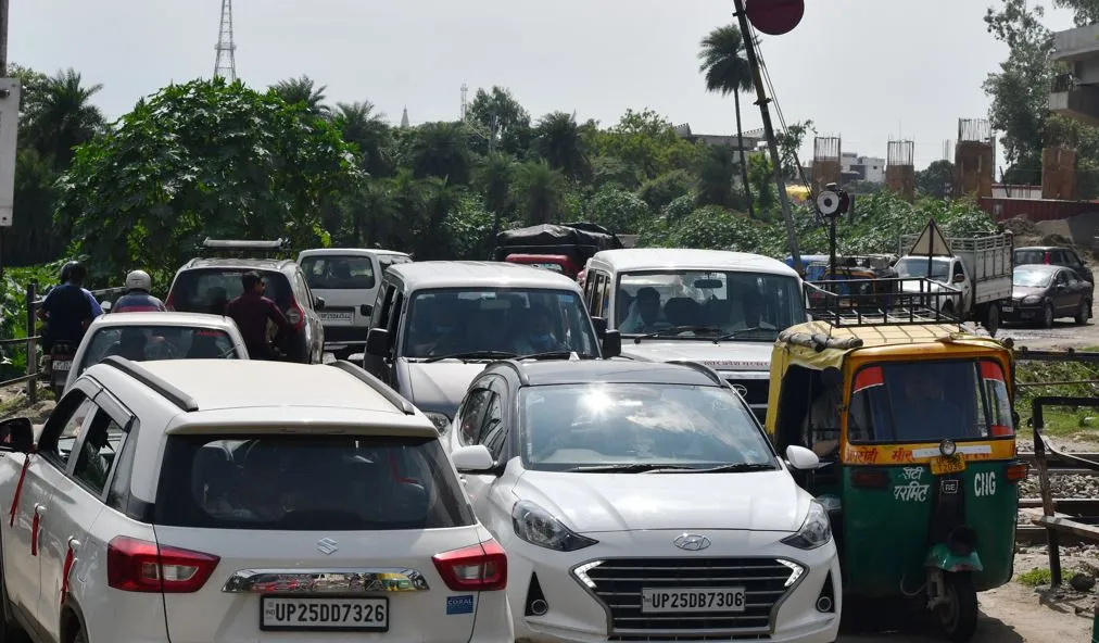 बरेली: ट्रक खराब होने से हाईवे पर लगा जाम