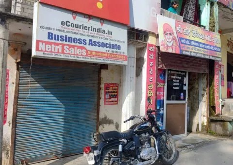 हल्द्वानी: सोती रही पुलिस, तीनपानी क्षेत्र में पांच दुकानों में चोरों ने लगाई सेंध