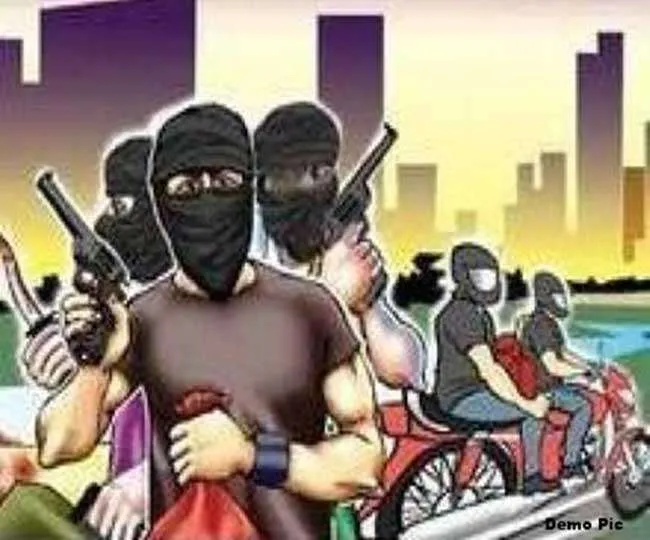 पूर्णिया में खाद-बीज की दुकान से 2.50 लाख रुपए की लूट