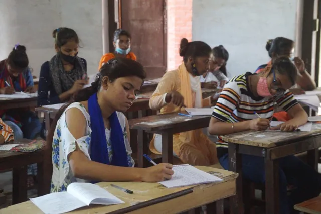 बरेली: कोरोना की तीसरी लहर से प्रभावित हो सकती हैं परीक्षाएं