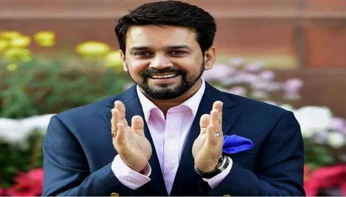 लखनऊ: बीजेपी नेता अनुराग ठाकुर ने अखिलेश पर किया जुबानी हमला, कही ये बड़ी बात…