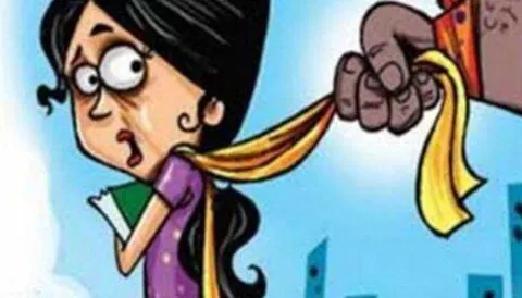 नैनीताल: चलती बाइक पर महिला से छेड़छाड़, विरोध पर भागा आरोपी