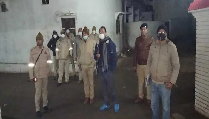 बहराइच: बिना परमीशन के पूर्व विधायक के यहां उमड़ी भीड़, मुकदमा दर्ज