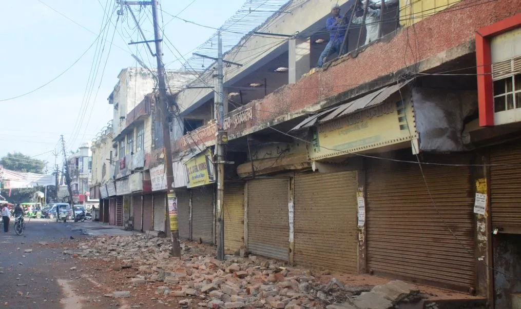 बरेली: 50 साल पुराना पुस्तकालय ध्वस्त, अब बनेगी डिजिटल लाइब्रेरी