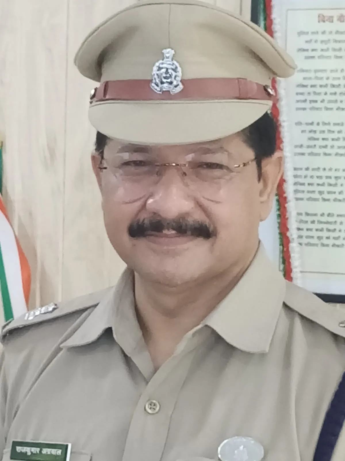 बरेली: तस्करों का किला ढहाने वाले एसपी, इंस्पेक्टर को मिला गोल्ड मेडल