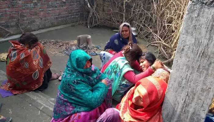 गोंडा में चार लोगों की मौत से बहराइच में पसरा मातम, यहां जा रहे थे सभी…