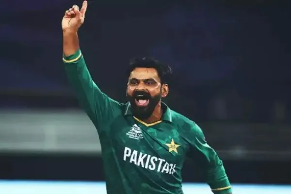 Mohammad Hafeez Retirement : पाकिस्तान के ऑलराउंडर मोहम्मद हफीज ने इंटरनेशनल क्रिकेट से लिया संन्यास