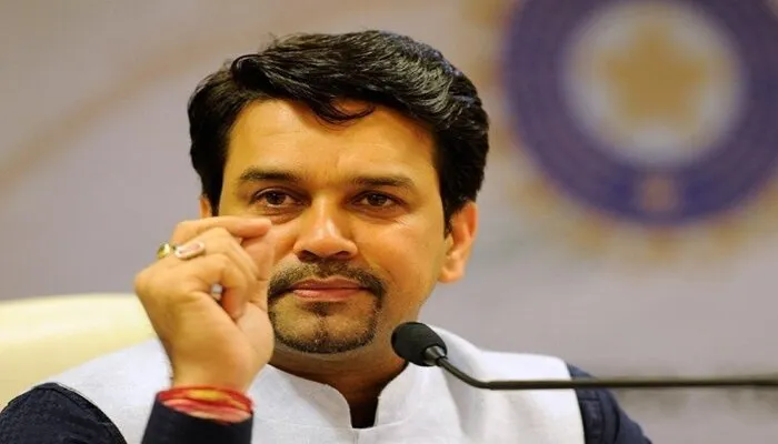 लखनऊ: अखिलेश के आईटी का मतलब है इनकम फ्रॉम टेरर: अनुराग ठाकुर
