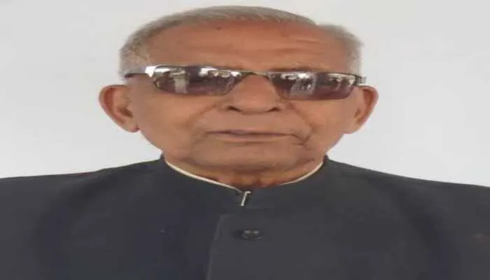 अयोध्या: जिले की सियासत में सेन परिवार की है सबसे मजबूत जड़, ये रहे कारण…