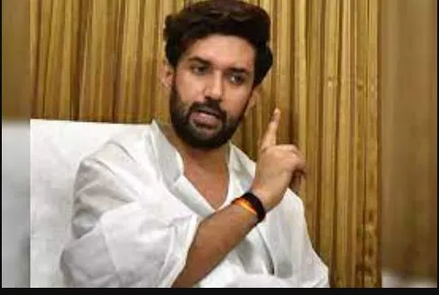 चिराग पासवान ने शराब के कारण मौत की तुलना हत्या से की, राष्ट्रपति शासन लगाने की भी मांग की