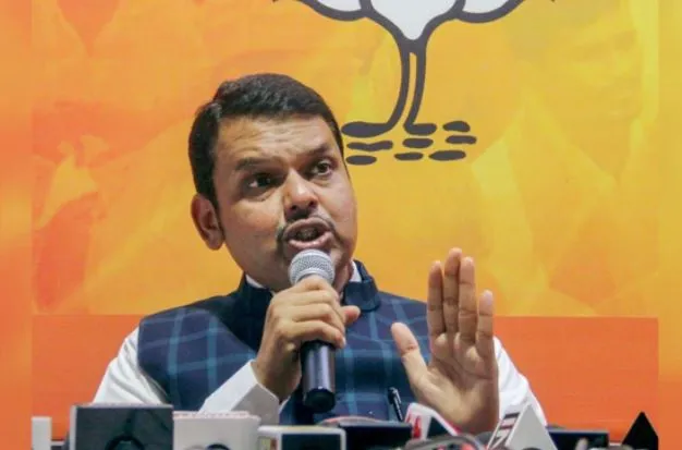 देवेंद्र फड़णवीस बोले- भाजपा के 12 विधायकों के निलंबन पर न्यायालय का निर्णय एमवीए सरकार के चेहरे पर जोरदार तमाचा