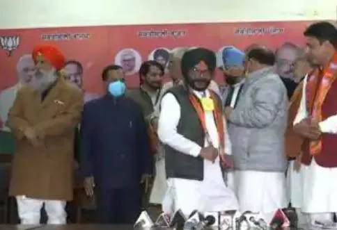 पंजाब: बीजेपी में शामिल हुए सीएम चन्नी के चचेरे भाई जसविंदर धालीवाल