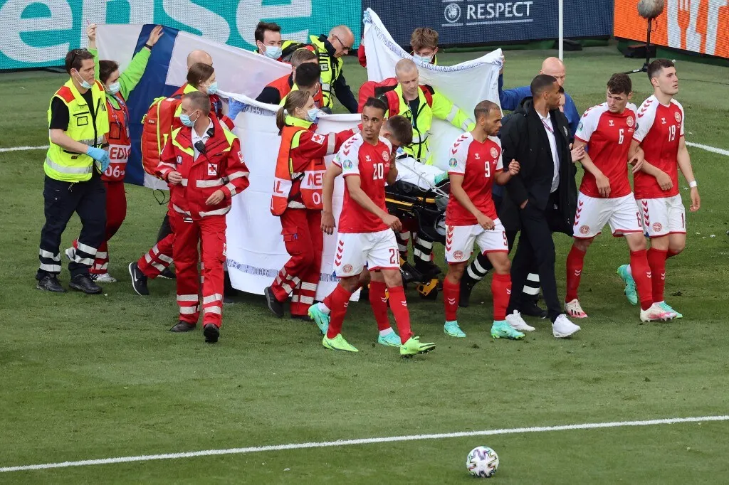 Euro 2020: We Got Christian Back, Denmark Team Doctor Recounts Harrowing Moments After Eriksen Collapsed - EURO Cup 2021: टीम के डॉक्टर ने बताया भयानक घटने का आँखों देखा हाल, एरिक्सन की