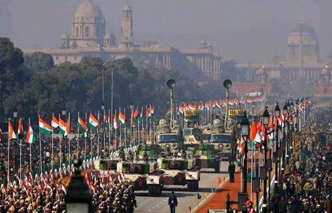 गणतंत्र दिवस: परम वीर चक्र, अशोक चक्र विजेताओं के मार्च पास्ट के साथ हुई परेड