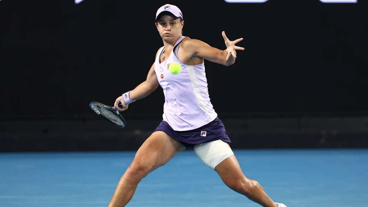 Australian Open 2021: Ashleigh Barty and Elina Svitolina reaches fourth round, Carolina out - ऑस्ट्रेलियन ओपन 2021 : एश्ले बार्टी और एलिना स्विोतोलिना पहुंची चौथे दौर में, कैरोलिना ...