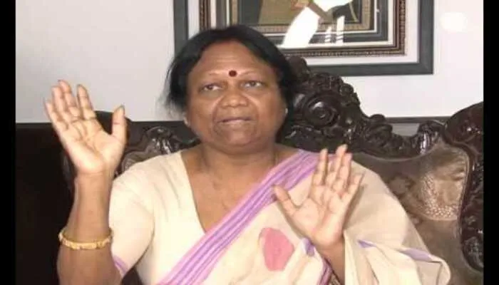 लखनऊ: मलिहाबाद से सपा प्रत्याशी सुशीला सरोज ने चुनाव लड़ने से किया इनकार…