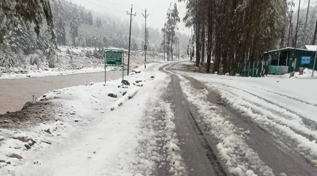 कश्मीर में अधिकांश स्थानों पर न्यूनतम तापमान हिमांक बिंदु से नीचे, अगले सप्ताह बारिश या बर्फबारी होने का अनुमान