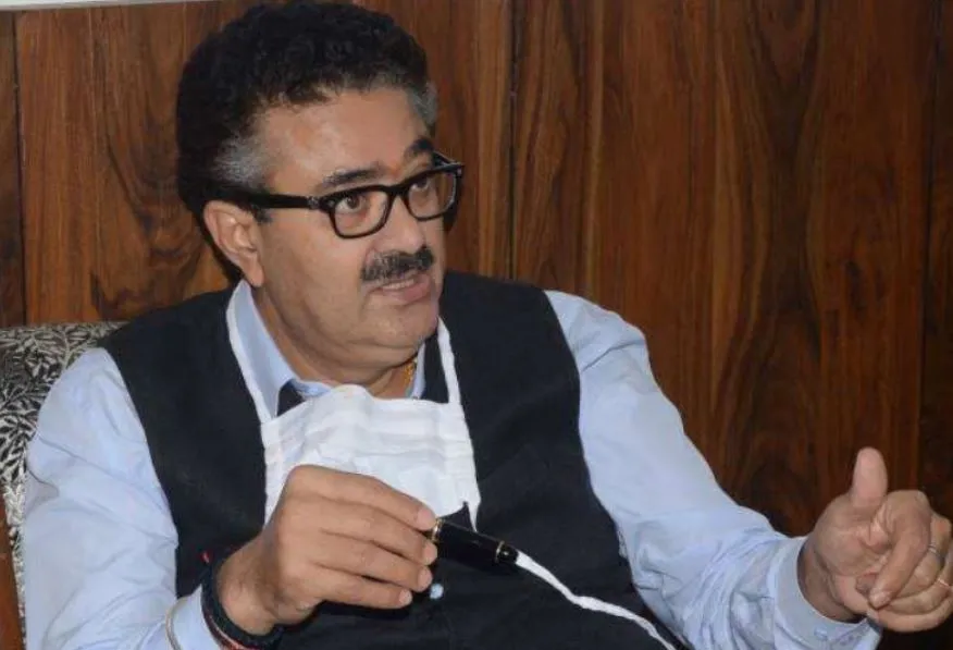 बरेली: कोरोना से बचाव की गाडियों को सहगल ने किया रवाना