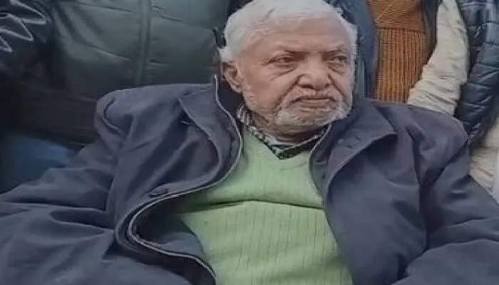 बाराबंकी: टिकट न मिलने से राजा राजीव कुमार सिंह की तबीयत बिगड़ी…