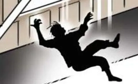 बरेली: दोस्त ने नशा देकर जेब से निकाल लिए 12 हजार रुपये