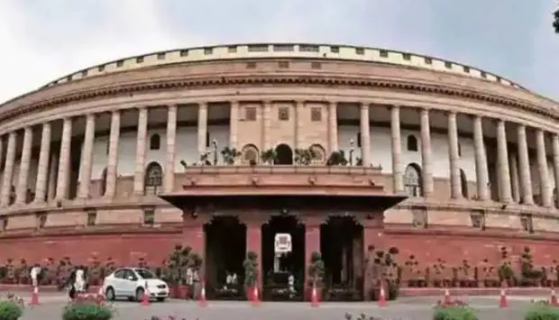 अब संसद में कोरोना ने मचाया कोहराम! 400 कर्मचारी पाए गए पॉजिटिव