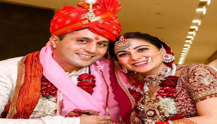 Shraddha Arya Honeymoon Photos: एक्ट्रेस ने पति को किया याद, शेयर की रोमांटिक यादें, देखें…