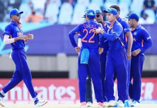 अंडर-19 विश्व कप: भारत ने दक्षिण अफ्रीका को 45 रन से हराया