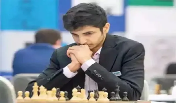 Tata Steel Masters : प्रज्ञानानंदा ने विदित को हराया, कार्लसन को बढ़त