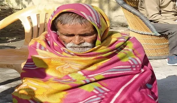 अमरोहा : बृजघाट पुल से गंगा में कूदा बुजुर्ग, पारिवारिक विवाद को लेकर उठाया कदम