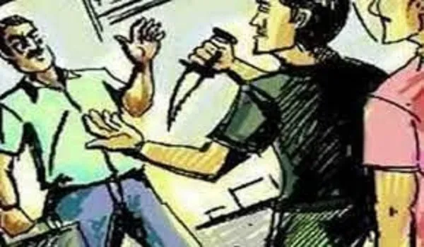 मुरादाबाद : संपत्ति के बंटवारे को लेकर तहेरे भाइयों ने युवक को चाकू मारकर किया घायल