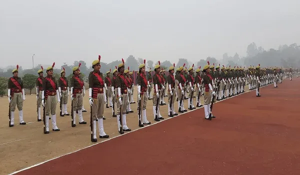 मुरादाबाद : पासिंग आउट परेड के बाद 1331 सिपाही यूपी पुलिस में शामिल