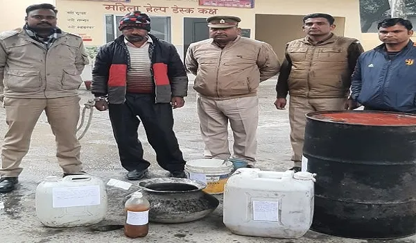 बिजनौर : 60 लीटर कच्ची शराब के साथ आरोपी को पकड़ा