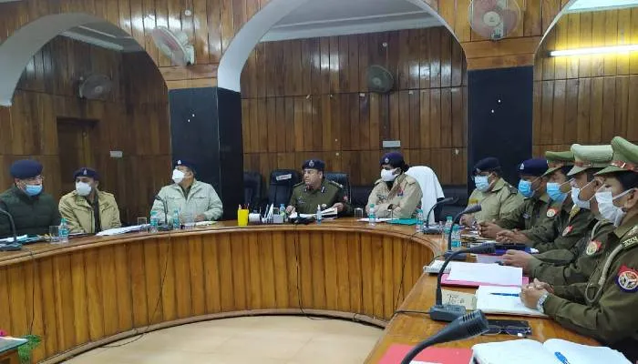 छोटी घटनाओं का त्वरित संज्ञान लेकर करें कार्रवाई : डीआईजी