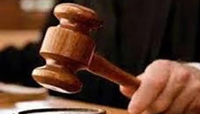अमेठी: किशोरी की संदिग्ध मौत के मामले में अदालत ने 10 माह बाद कब्र से निकलवाया शव