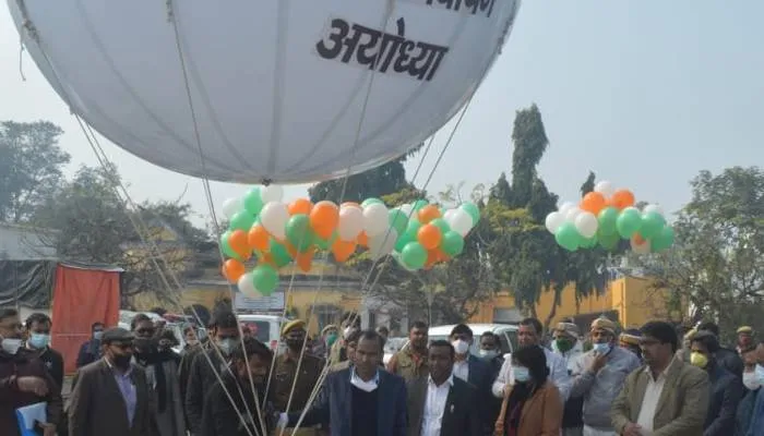 अगले एक माह तक जिम्मेदारी के साथ करें मतदाता जागरुकता का कार्य : एल वेंकटेश्वर